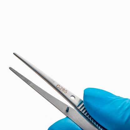 Iris Forceps, 10cm, Serrated Tips